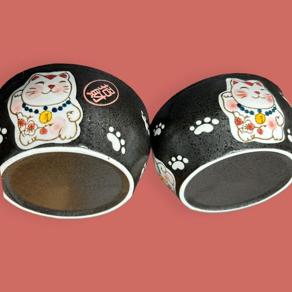 😺 LUCKY CAT BOWLS SET OF TWO - Picture 3 of 4